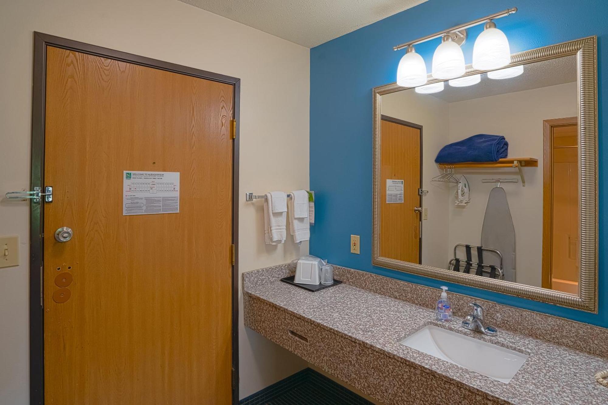 Oyo Hotel Redwood Falls Near Jackpot Casino 외부 사진