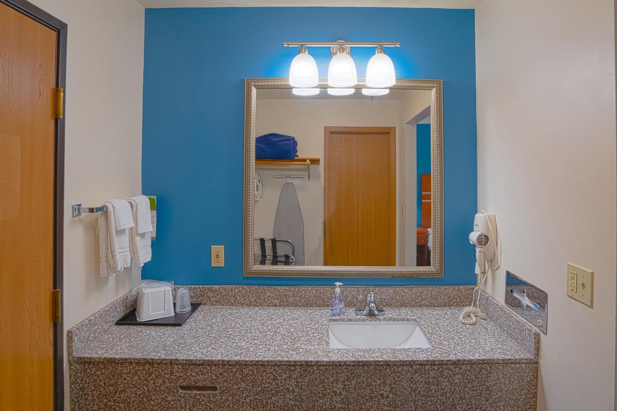 Oyo Hotel Redwood Falls Near Jackpot Casino 외부 사진