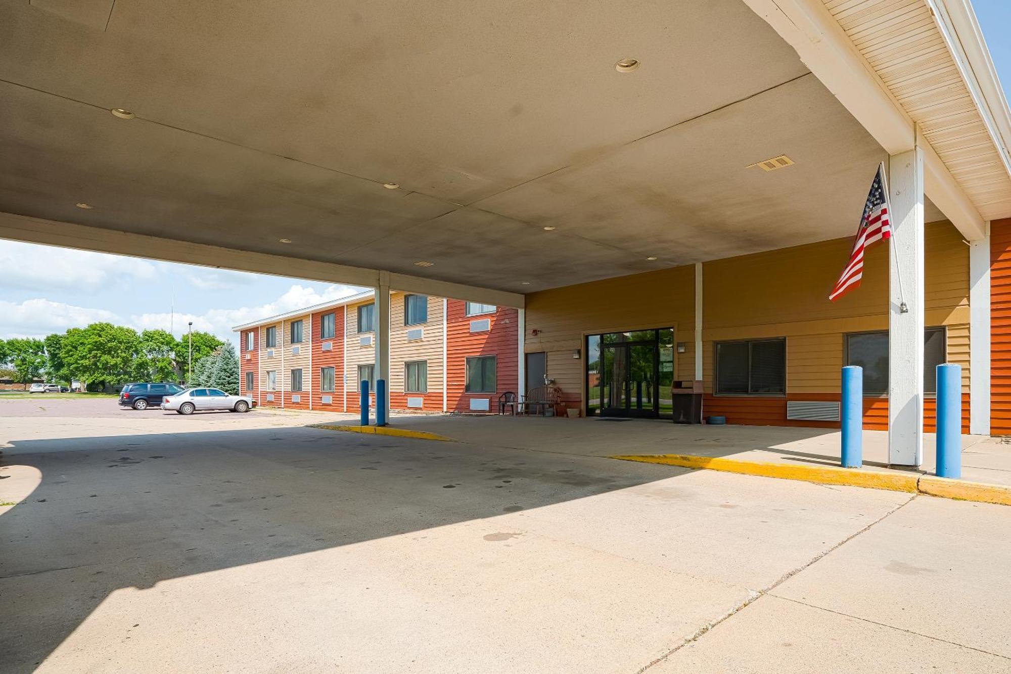 Oyo Hotel Redwood Falls Near Jackpot Casino 외부 사진